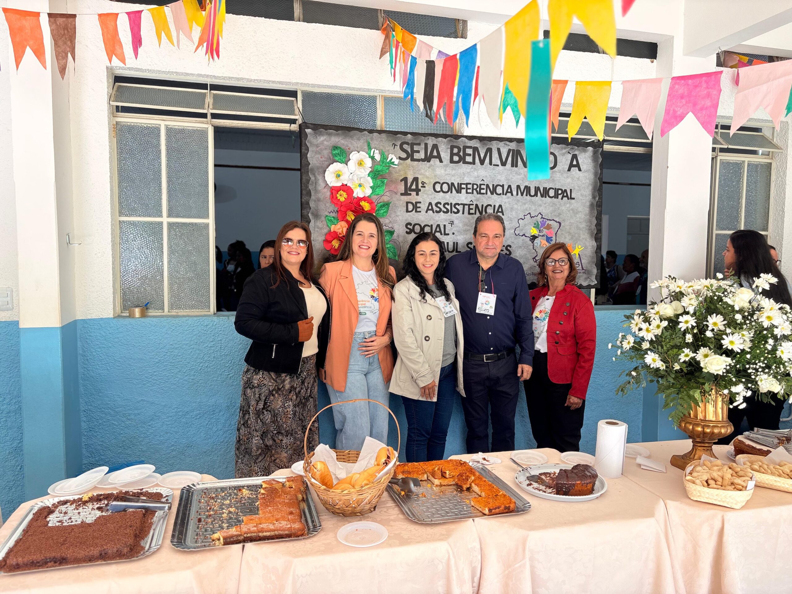 Secretária de Dom Cavati participa de conferência regional sobre os 20 anos do SUAS