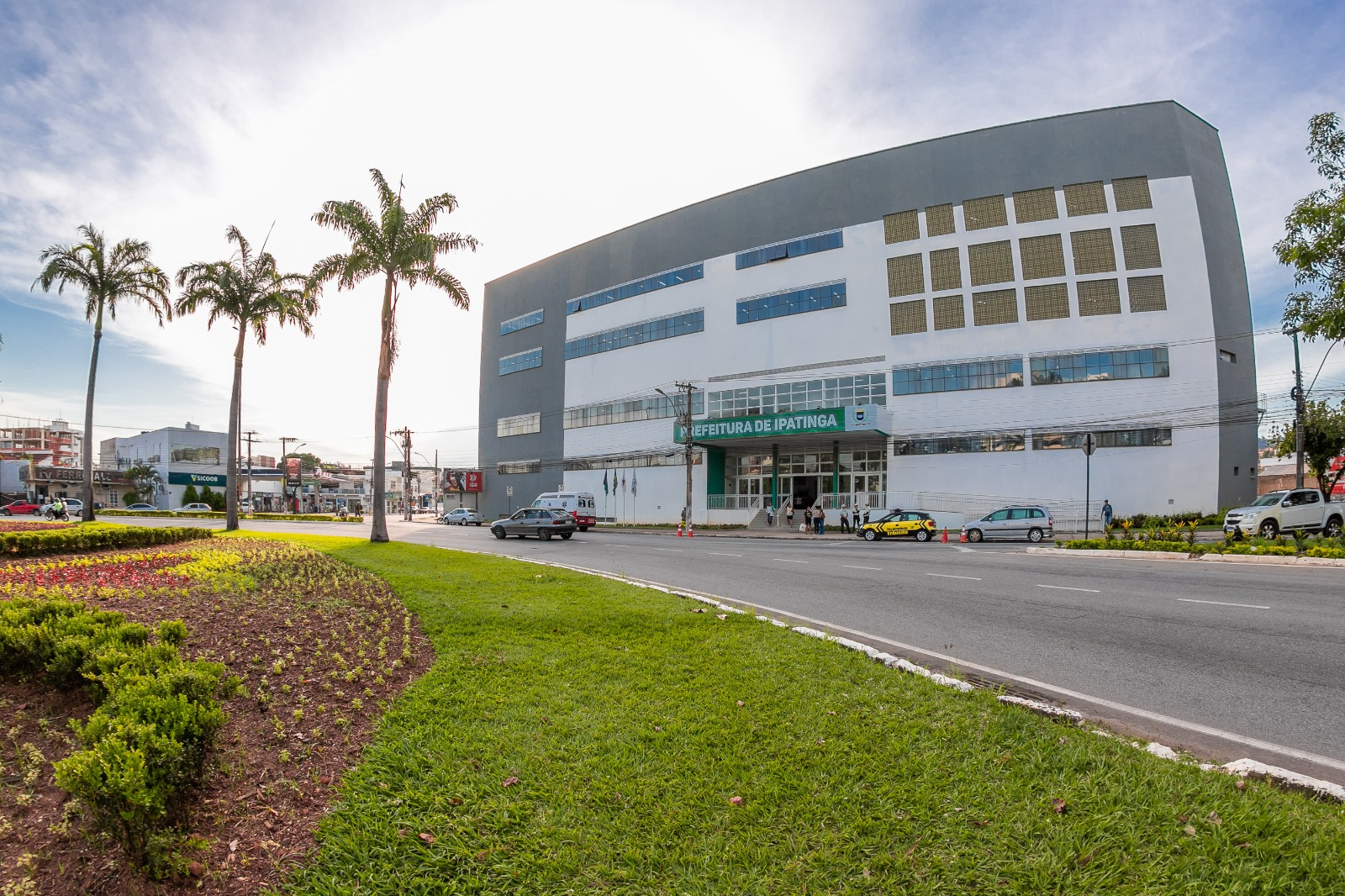 Prefeitura de Ipatinga injeta mais de R$ 64 milhões na economia com pagamento do 13º salário